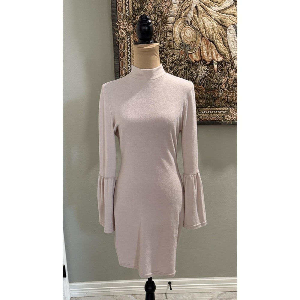 Charlotte Russe‎ Dress Juniors Medium Pink Mock Neck Bell Sleeve Sweater Bodycon